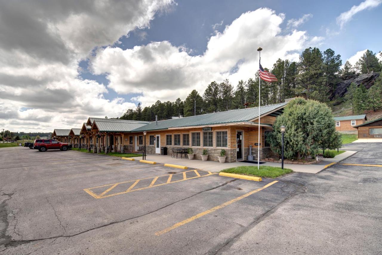 Rock Crest Lodge & Cabins 卡斯特 外观 照片